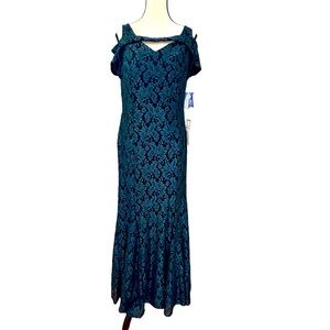 Women’s Night Way Collections Green & Black Cold Shoulder Gown - Size 12P - NWT